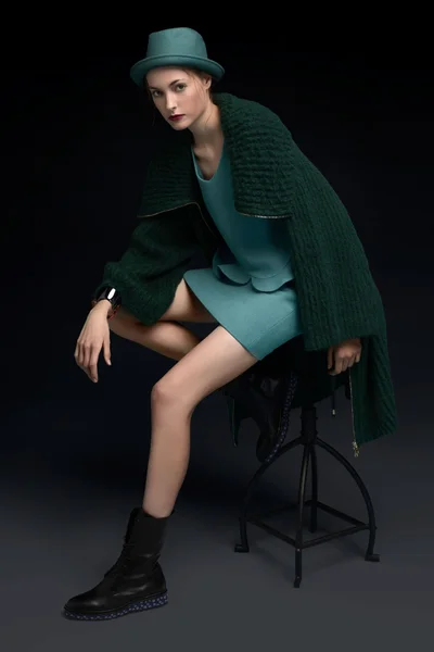 Look 10